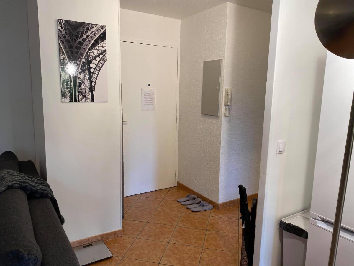 Luxueux Appartement Evry Centre - Parking - Rer A 10 Min Courcouronnes Luaran gambar