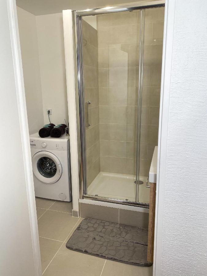 Luxueux Appartement Evry Centre - Parking - Rer A 10 Min Courcouronnes Luaran gambar